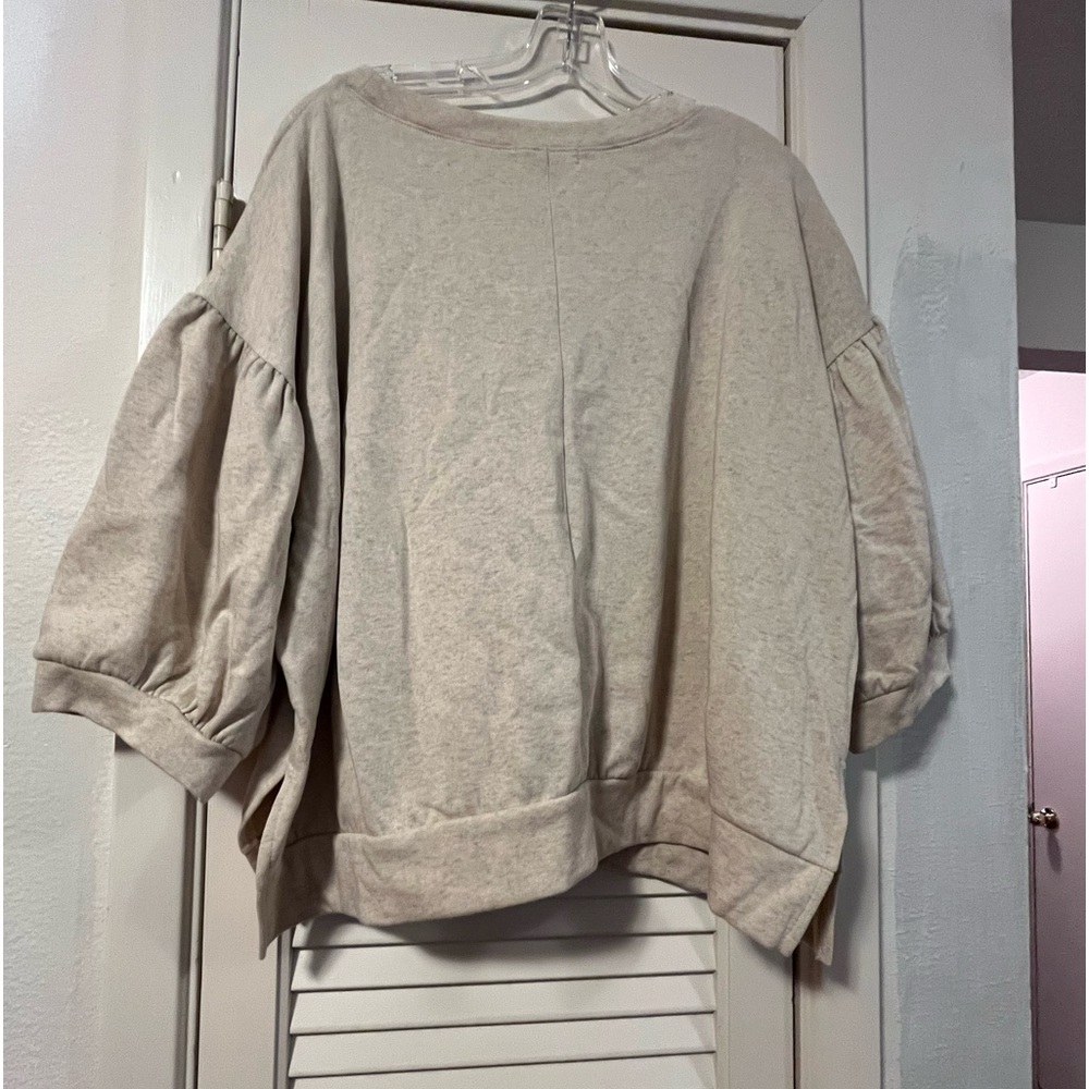 Cherish Light weight Cream Sweatshirt w-puff sleeves